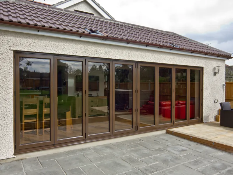 Bifold Balham